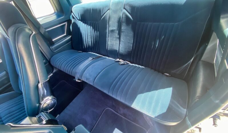 
								1986 Oldsmobile Cutlass 442 full									