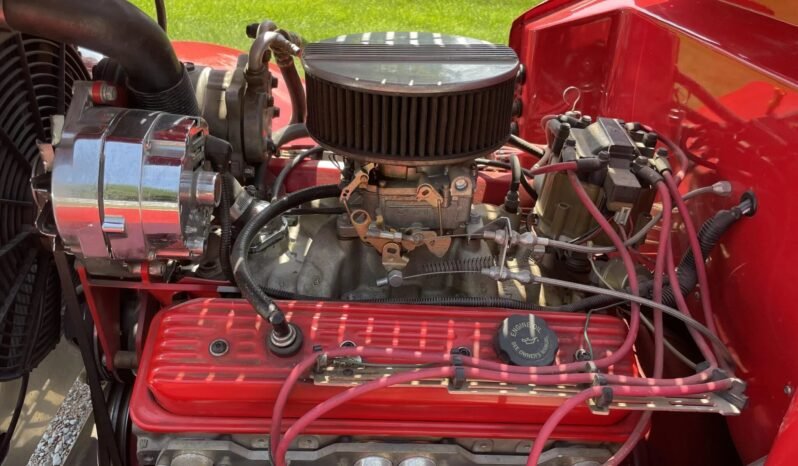 
								1934 Ford Tudor Deluxe 3-Speed full									