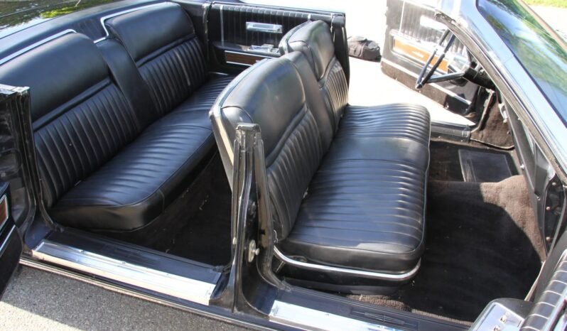 
								1965 Lincoln Continental Convertible V8 full									