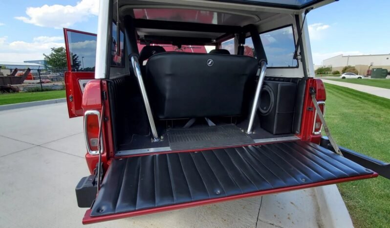 
								1970 Ford Bronco V6 full									