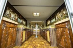 
										1977 GMC C1500 Sierra Classic Camper V8 full									