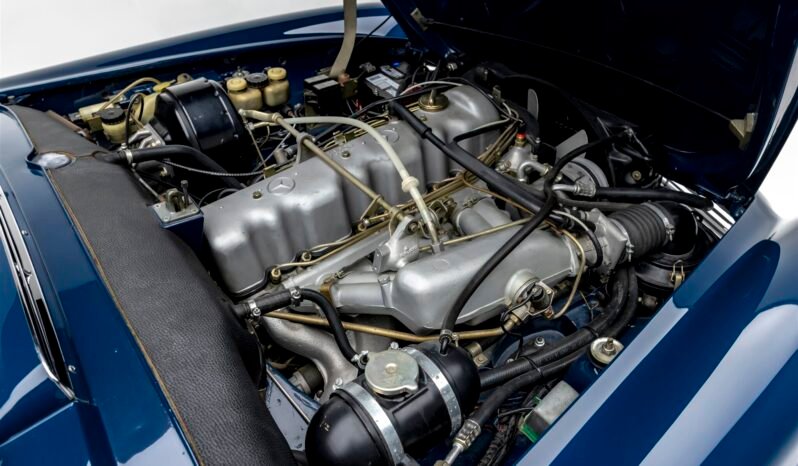 
								1970 Mercedes-Benz 280SL Blue full									