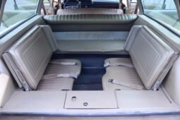 
										1968 Ford LTD Country Squire Wagon V8 full									