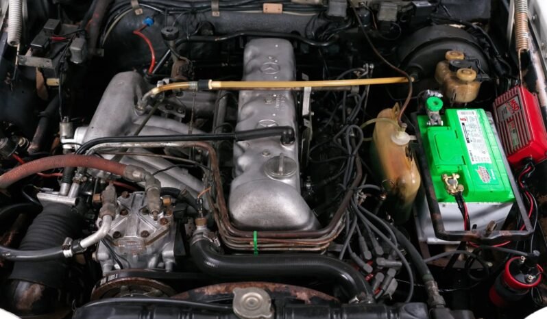 
								1970 Mercedes-Benz 280SE 4-Speed full									