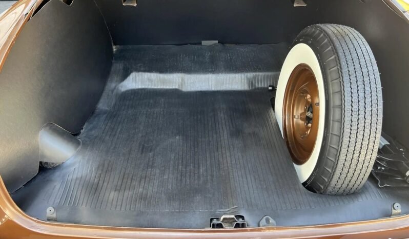 
								1953 Chevrolet Bel Air Sport Coupe 2-Speed full									