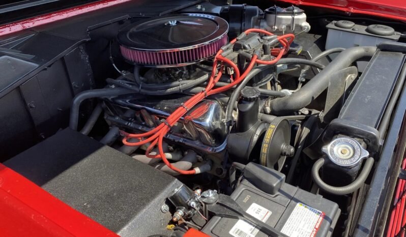 
								1972 Ford Bronco 4X4 Dark Red full									