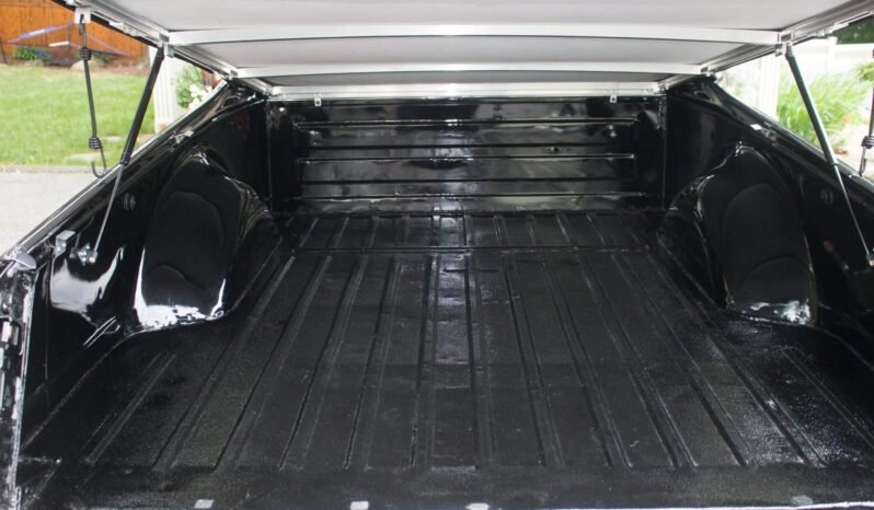 
								1973 Chevrolet El Camino V8 full									