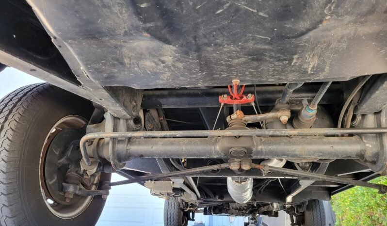 
								1973 Volkswagen Type 2 Camper Bus full									