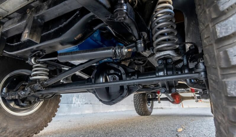 
								1973 Ford F-100 Regular-Cab 4X4 full									