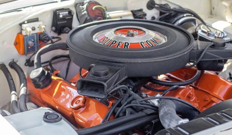 
								1970 Plymouth Superbird 4-Speed full									