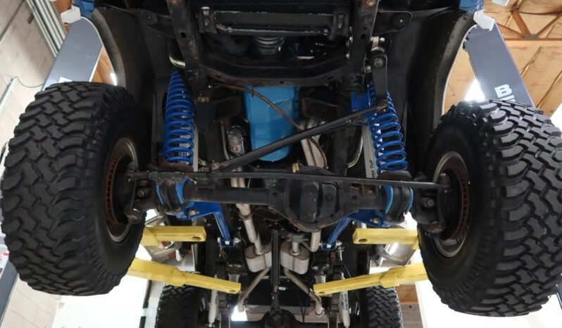 
								1970 Ford Bronco Sport V8 full									