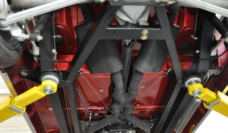 
								1961 Chevrolet Corvette LS2 V8 full									