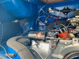 
										1974 Volkswagen Type 2 Camper Pop-Top full									