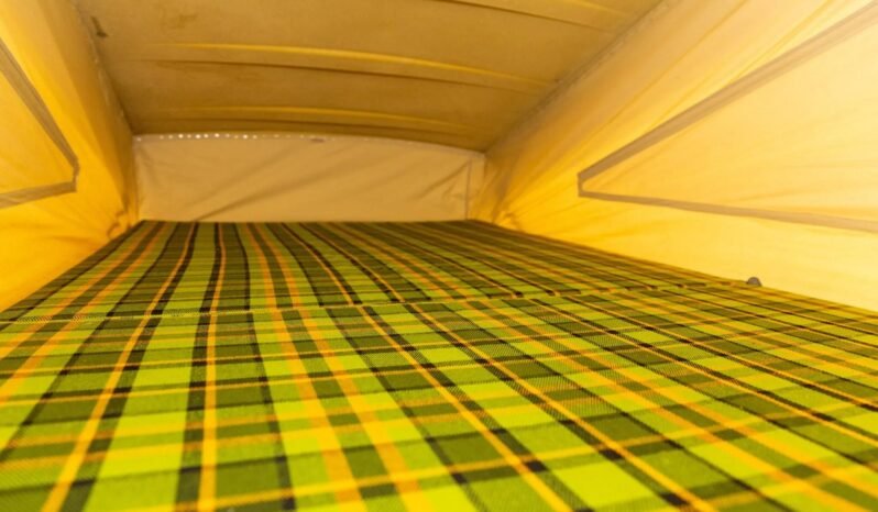 
								1977 Volkswagen Type 2 Westfalia Camper full									