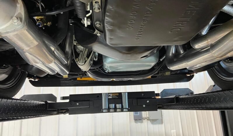 
								1970 Pontiac GTO Judge 4-Speed full									