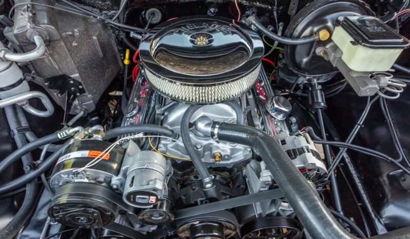 
								1983 Chevrolet K10 Stepside 4X4 Pickup Truck full									