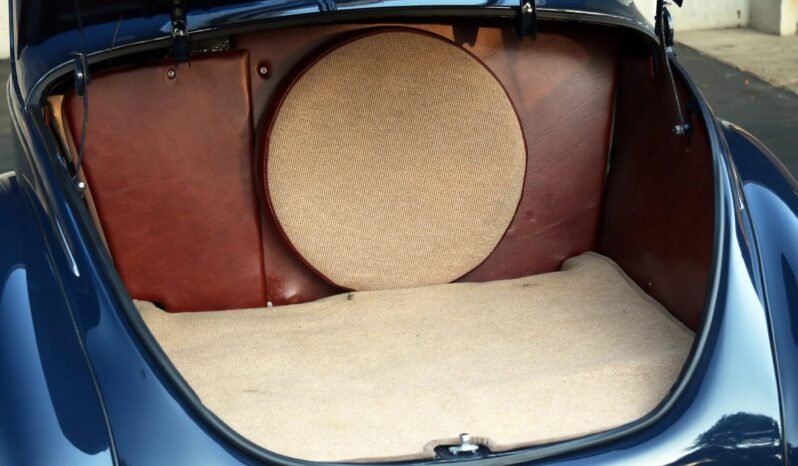 
								1939 Ford Deluxe Coupe full									