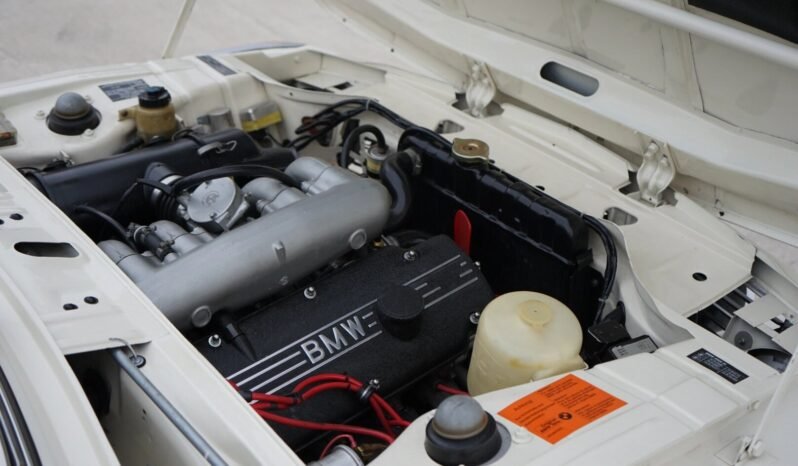 
								1972 BMW 2002tii 4-Speed full									