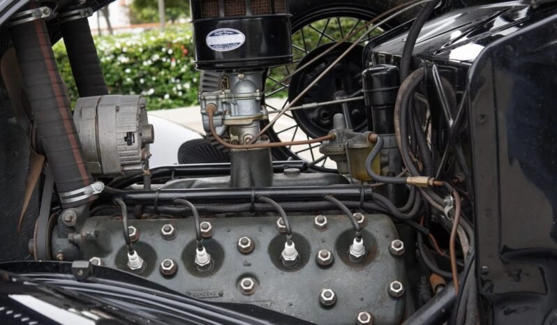 
								1934 Ford Woodie Wagon V8 full									