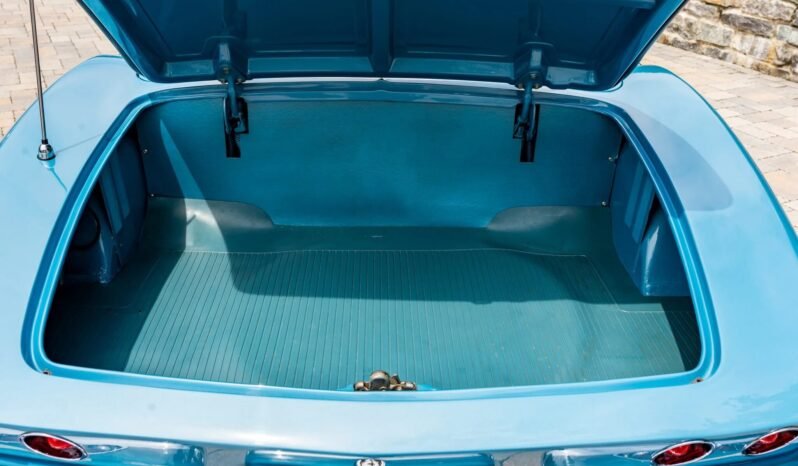 
								1961 Chevrolet Corvette 283 V8 Convertible full									