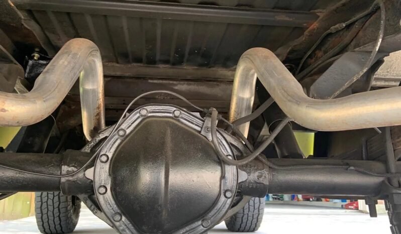 
								1972 Chevrolet K10 Cheyenne V8 full									