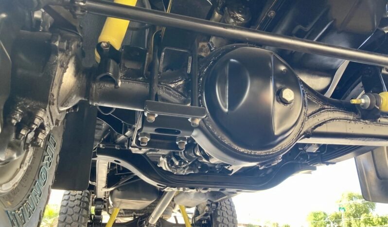 
								1980 Toyota 4×4 Pickup Truck 2.2L full									