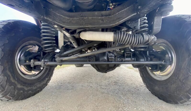 
								1972 Ford Bronco 4X4 Dark Red full									