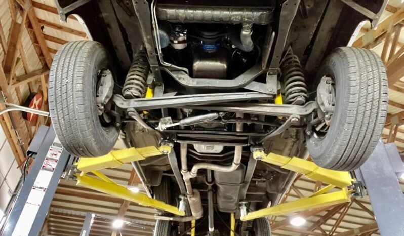 
								1973 Ford F-350 Ranger XLT Super Camper full									