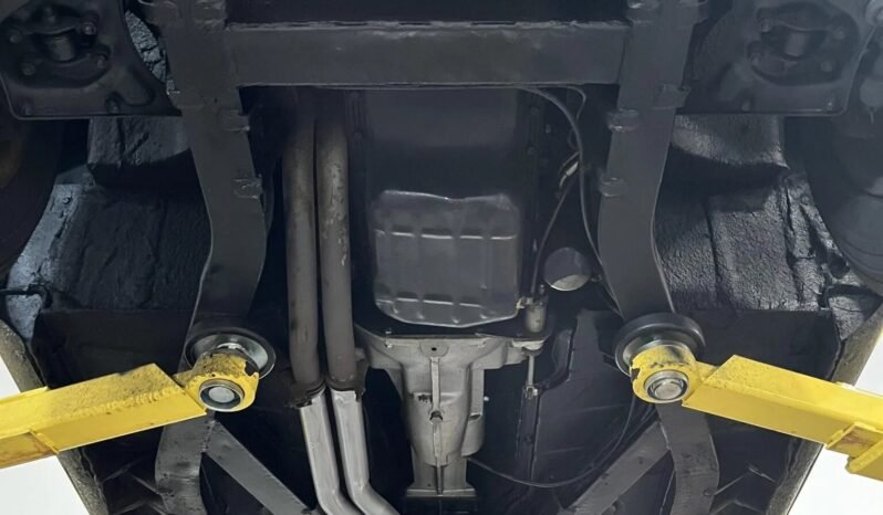 
								1974 Triumph TR6 Red full									