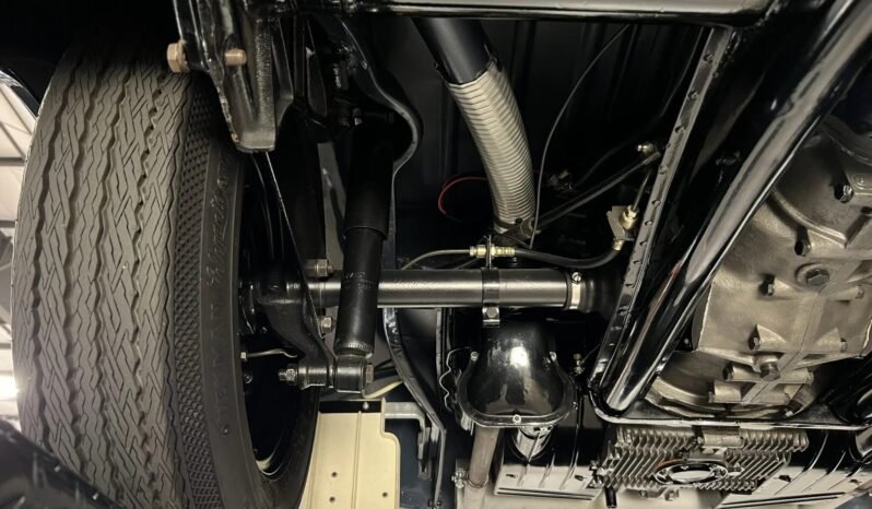 
								1953 Volkswagen Beetle full									