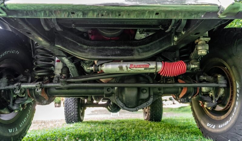 
								1972 Ford Bronco Green V8 full									