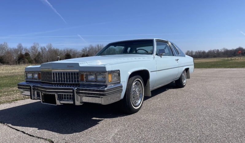 
								1978 Cadillac DeVille V8 full									