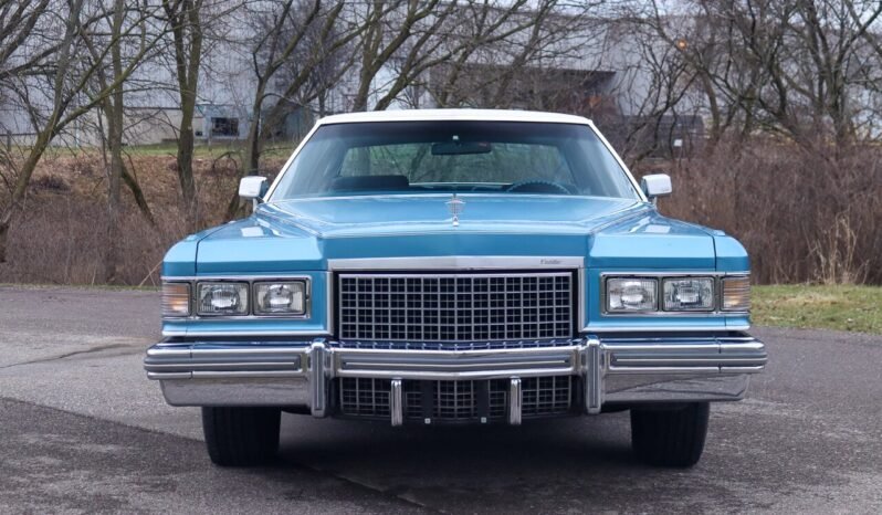
								1976 Cadillac DeVille Sedan full									