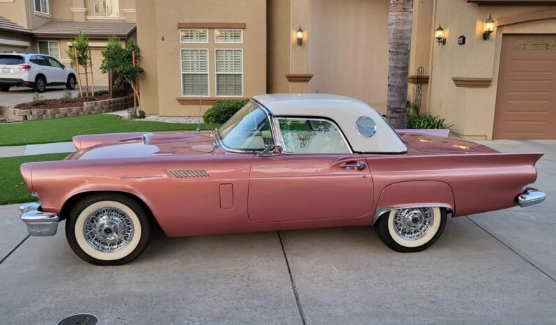 
								1957 Ford Thunderbird Bronze full									