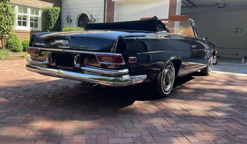 
								1969 Mercedes-Benz 280SE Cabriolet full									