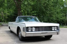 1965 Lincoln Continental V8 Convertible