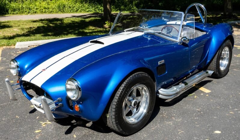 
								1966 Shelby Cobra Replica V8 full									