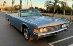 
										1965 Lincoln Continental Convertible full									