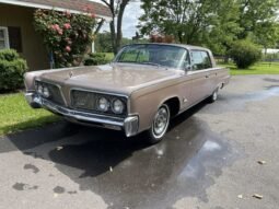 1964 Chrysler Imperial LeBaron Sedan