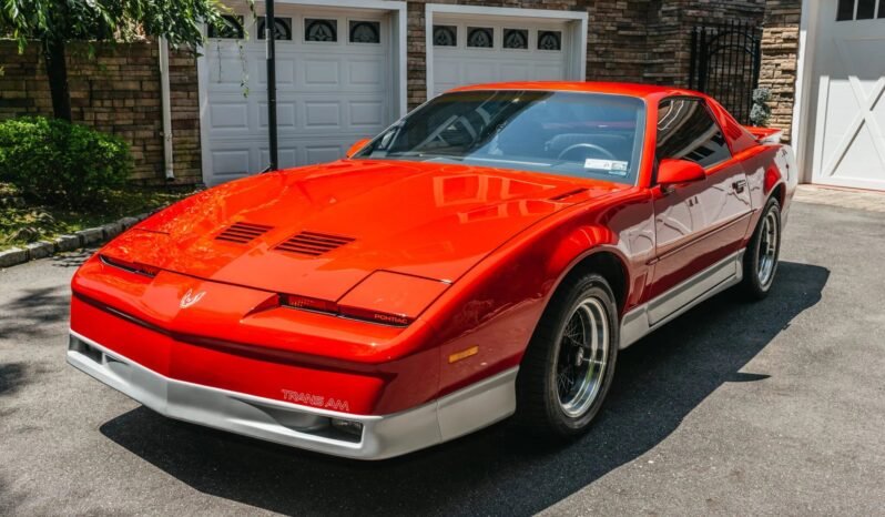 
								1988 Pontiac Firebird Trans AM full									