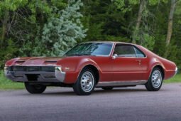 1966 Oldsmobile Toronado V8