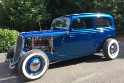 1933 Ford Tudor Hi-Boy Hot Rod