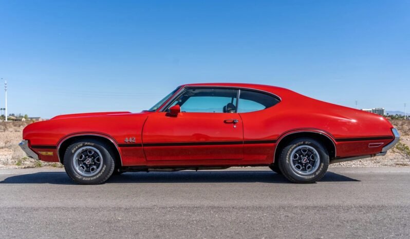 
								1972 Oldsmobile Cutlass 442 Coupe full									