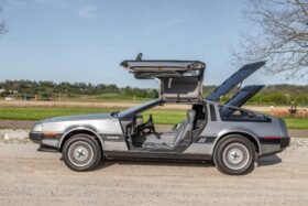 1982 DeLorean DMC-12 V6 Brushed Stainless-Steel 4-Speed