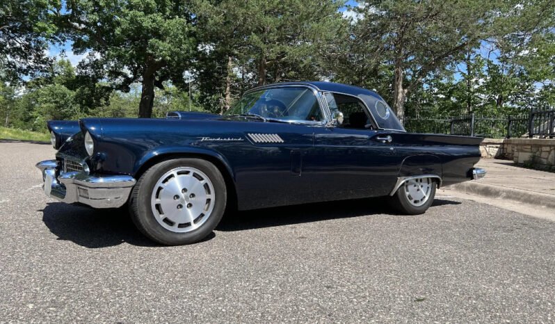 
								1957 Ford Thunderbird Convertible 400 V8 full									