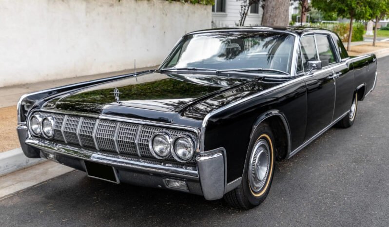 
								1964 Lincoln Continental Sedan full									