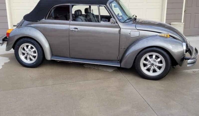 
								1974 Volkswagen Super Beetle full									