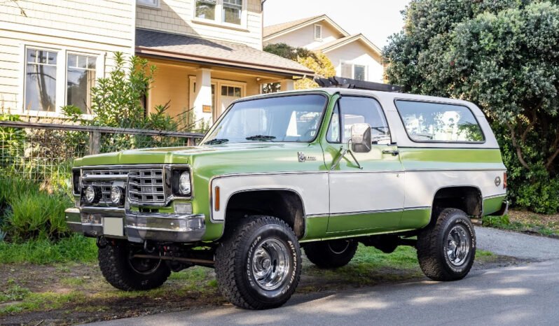 
								1975 Chevrolet K5 Blazer Cheyenne V8 full									