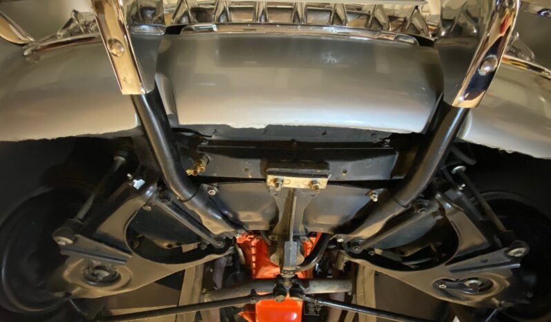 
								1957 Chevrolet Corvette 4-Speed full									