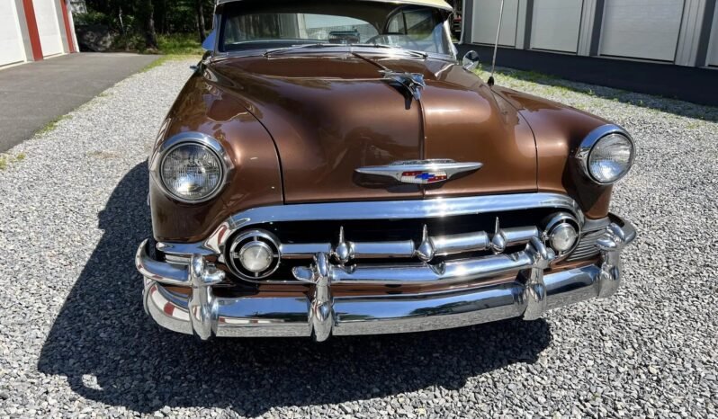 
								1953 Chevrolet Bel Air Sport Coupe 2-Speed full									